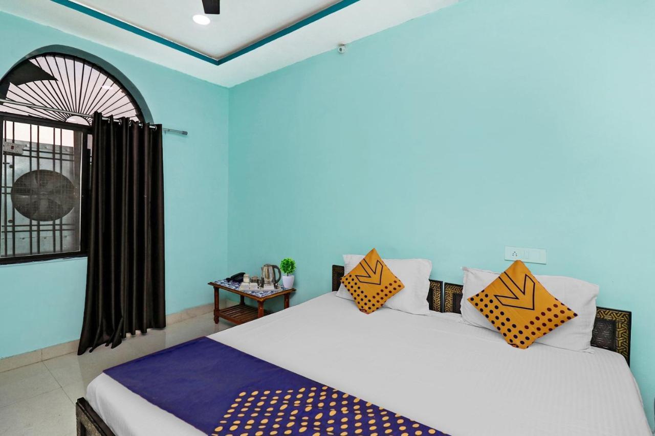 Spot On 37040 Hotel Ayushman Palace Bilaspur  Ngoại thất bức ảnh