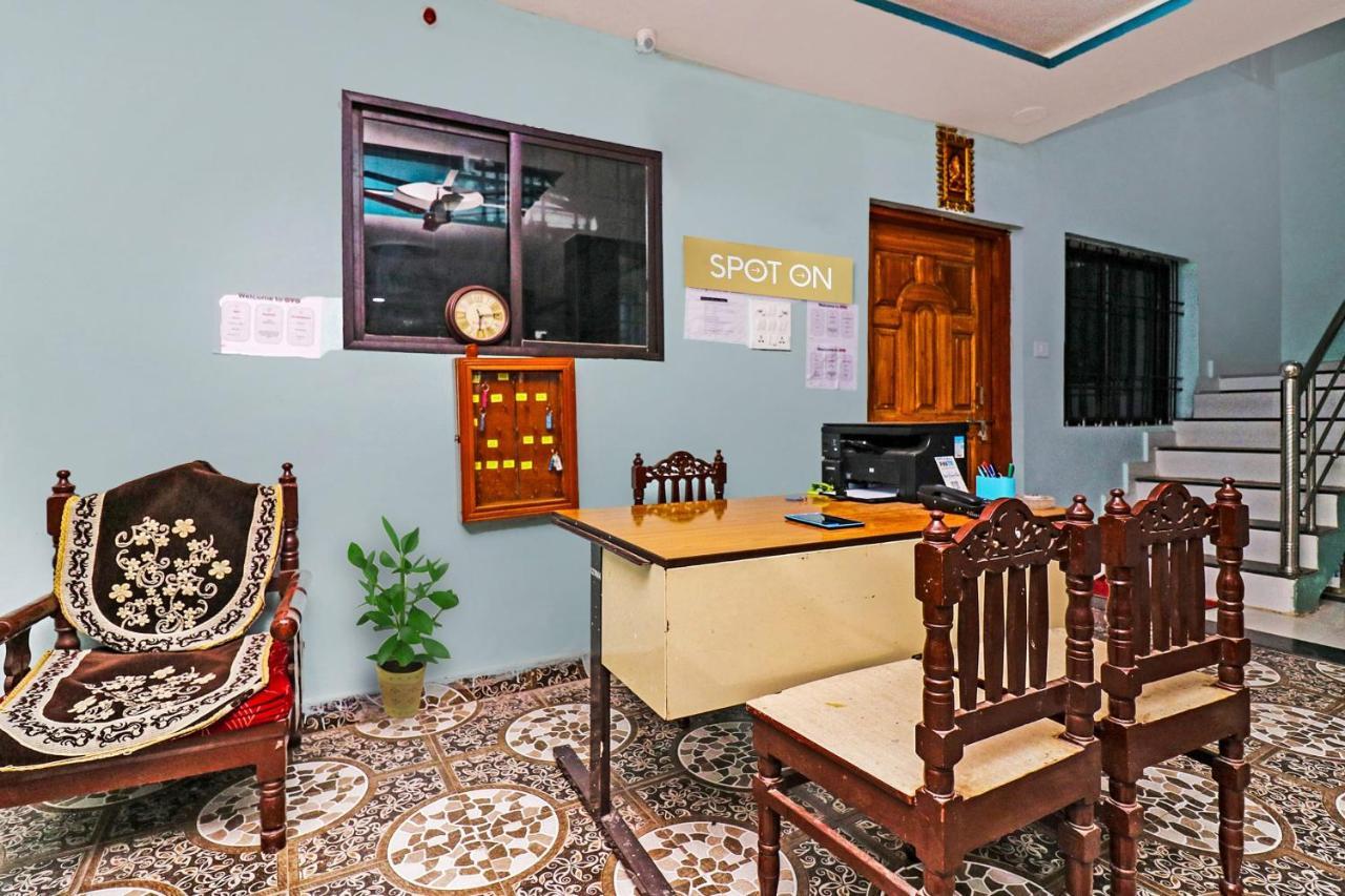 Spot On 37040 Hotel Ayushman Palace Bilaspur  Ngoại thất bức ảnh