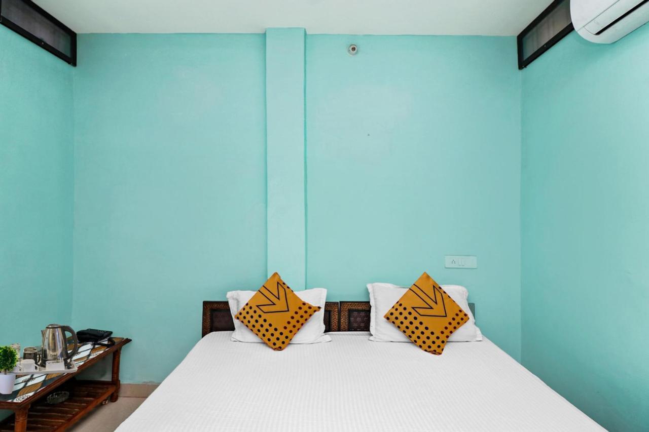 Spot On 37040 Hotel Ayushman Palace Bilaspur  Ngoại thất bức ảnh